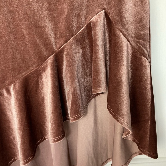🌺HOST PICK🌺Forever 21 Mauve Velour High-Low Skirt (BNWT) - Picture 8 of 13